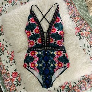NWOT floral print one piece swimsuit
